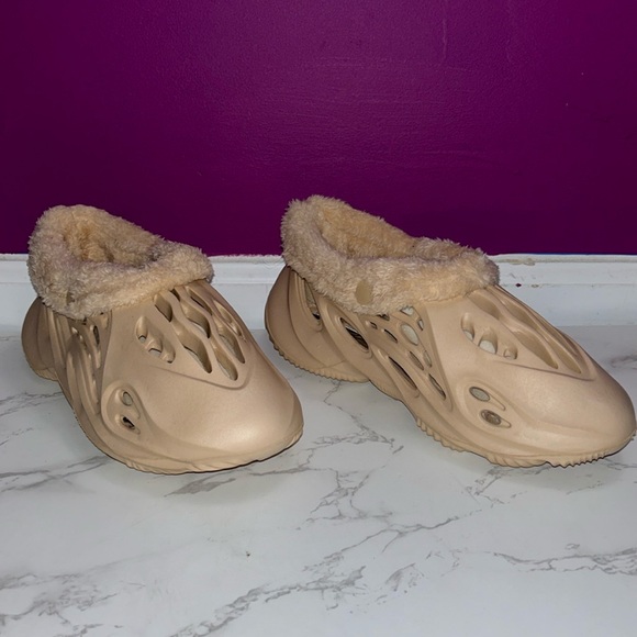 Furry Runners - Picture 4 of 10